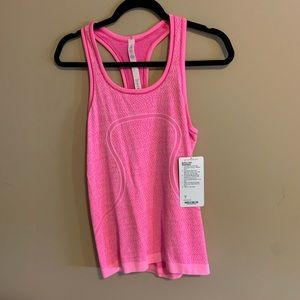 NWT Lululemon Swiftly Tech Racerback, size 6